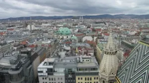 Konstrukcje stalowe w małej architekturze miejskiej – zastosowania w praktyce